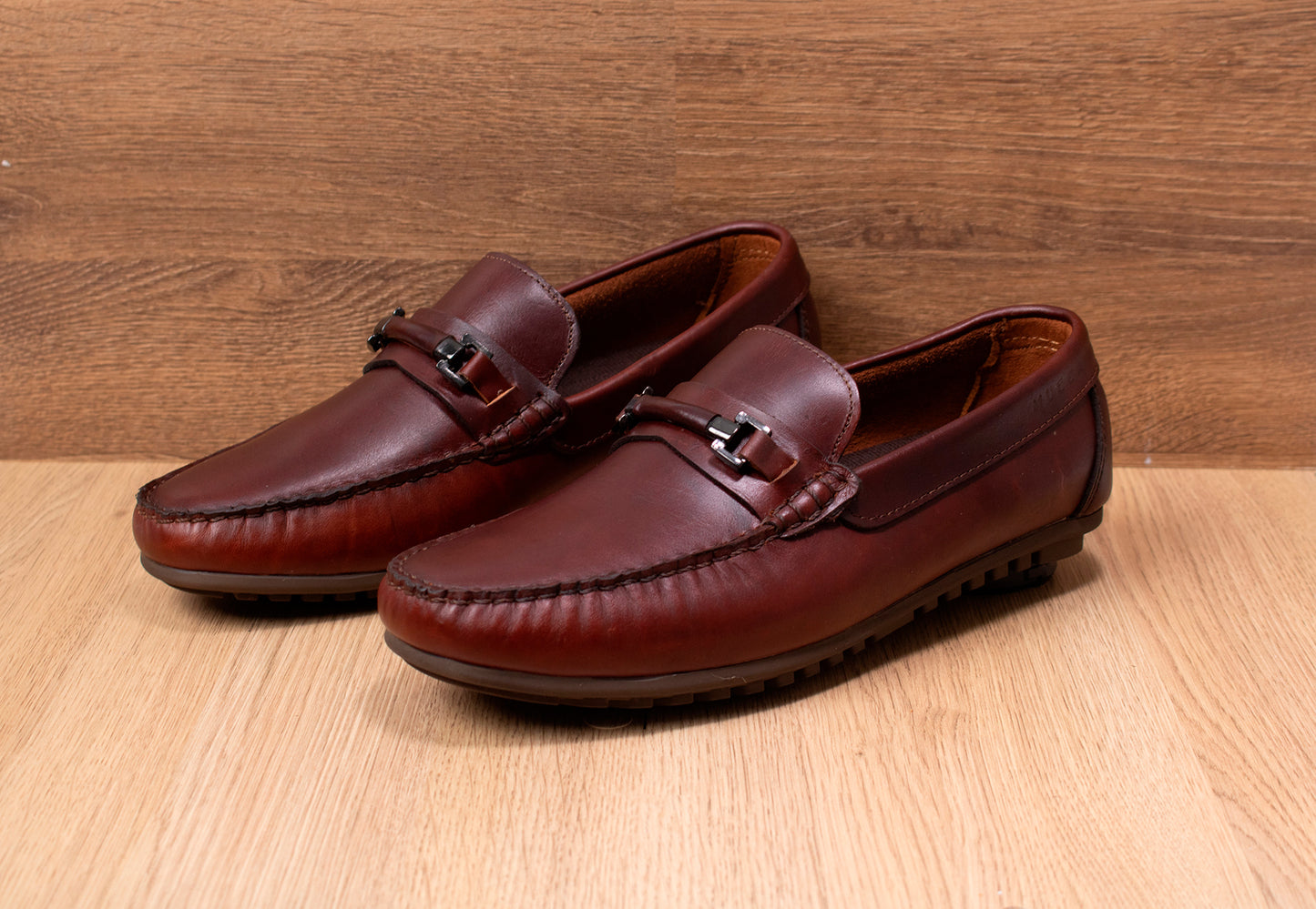 zapato mocasin Apache pegado  para hombre color versalles coñag 661p