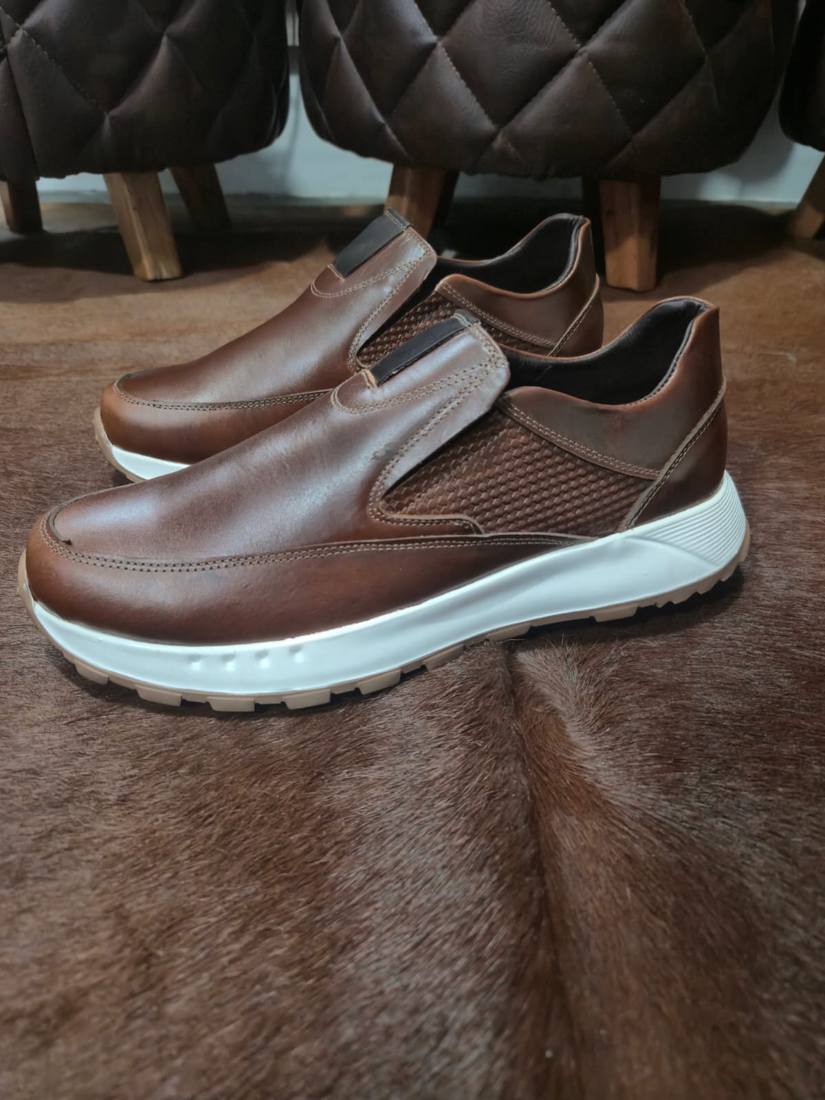 zapato tenis deportivo en cuero para hombre color coñag 2213