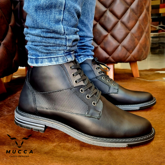 bota en cuero para hombre color negro x gravado 080