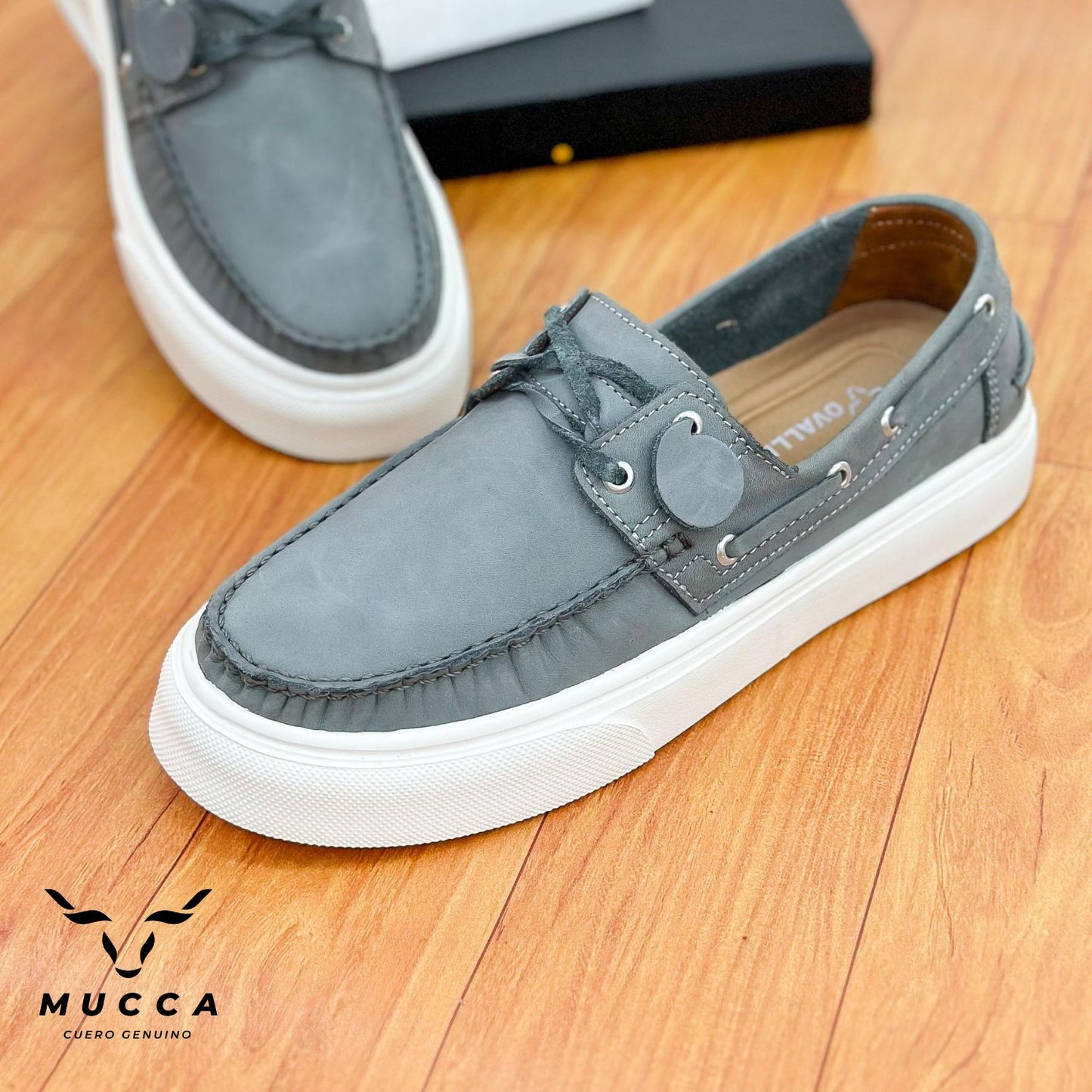 zapato mocasin Apache sperry nautico eva para hombre color nobuck gris claro eva 531